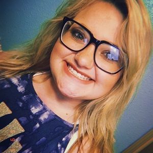 Meet your Posher, Macy